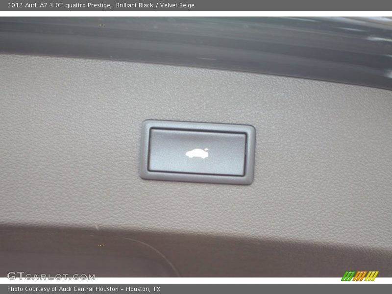 Brilliant Black / Velvet Beige 2012 Audi A7 3.0T quattro Prestige