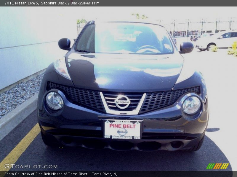 Sapphire Black / Black/Silver Trim 2011 Nissan Juke S