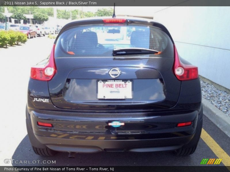 Sapphire Black / Black/Silver Trim 2011 Nissan Juke S