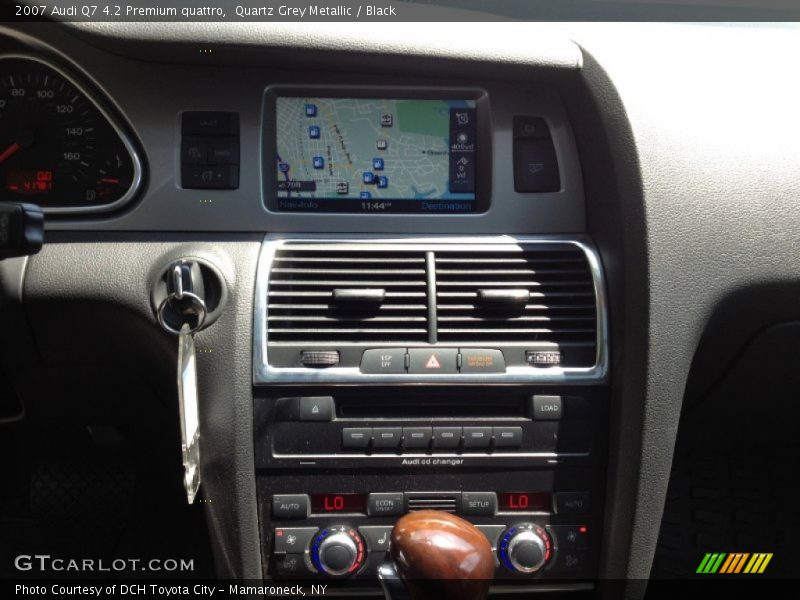 Quartz Grey Metallic / Black 2007 Audi Q7 4.2 Premium quattro