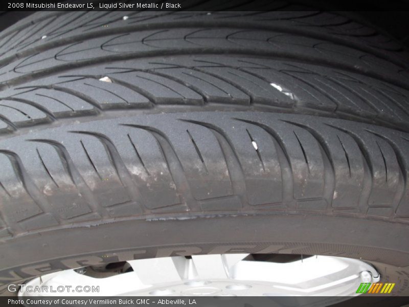 Liquid Silver Metallic / Black 2008 Mitsubishi Endeavor LS