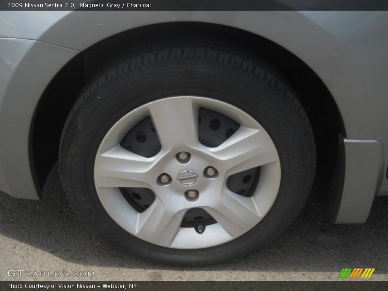 Magnetic Gray / Charcoal 2009 Nissan Sentra 2.0