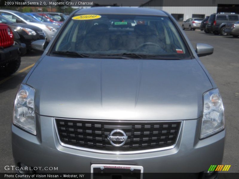Magnetic Gray / Charcoal 2009 Nissan Sentra 2.0