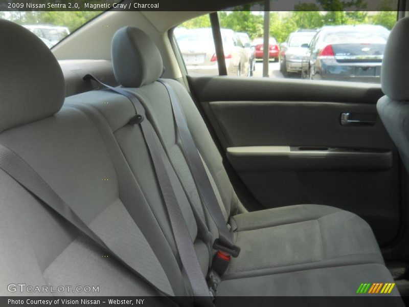 Magnetic Gray / Charcoal 2009 Nissan Sentra 2.0