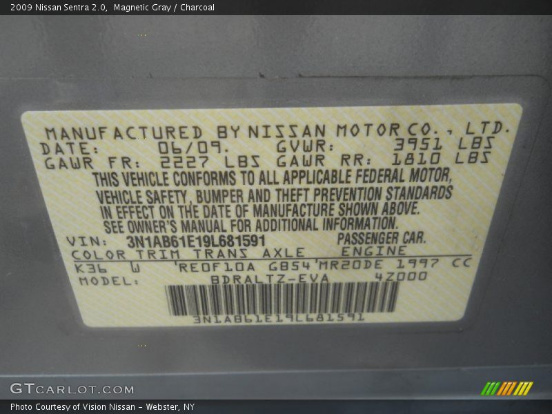 Magnetic Gray / Charcoal 2009 Nissan Sentra 2.0