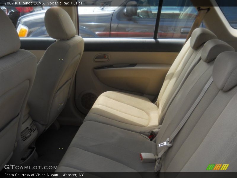 Volcanic Red / Beige 2007 Kia Rondo LX V6