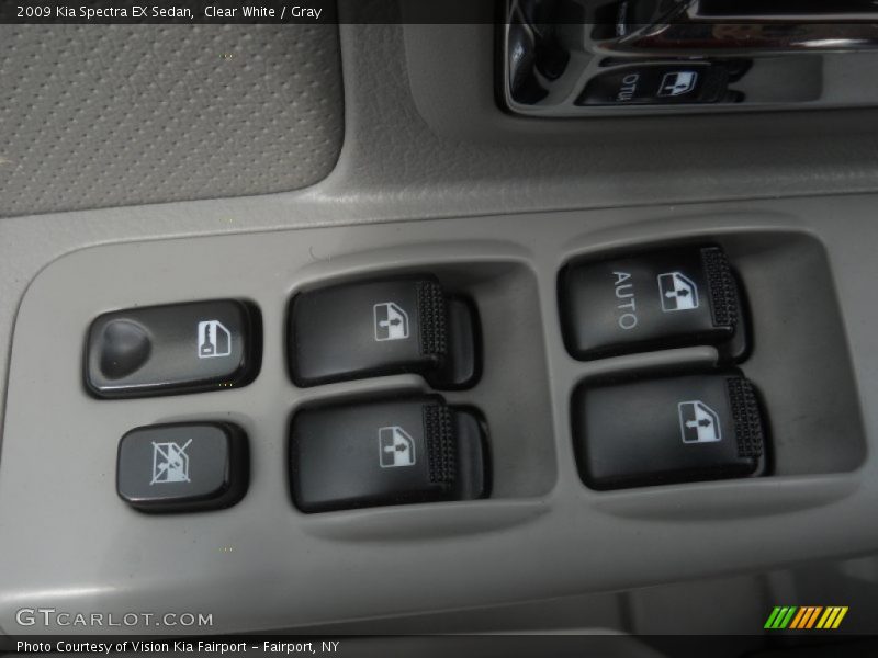 Clear White / Gray 2009 Kia Spectra EX Sedan