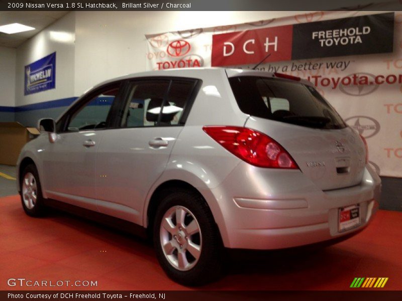 Brillant Silver / Charcoal 2009 Nissan Versa 1.8 SL Hatchback