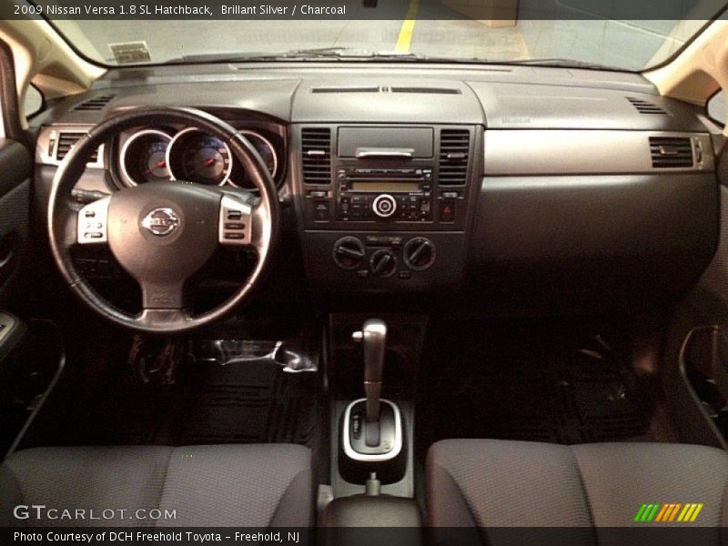 Brillant Silver / Charcoal 2009 Nissan Versa 1.8 SL Hatchback
