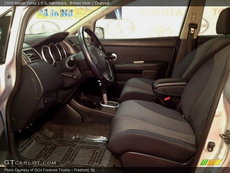 Brillant Silver / Charcoal 2009 Nissan Versa 1.8 SL Hatchback