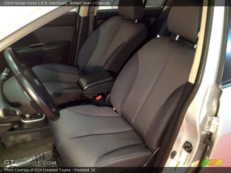 Brillant Silver / Charcoal 2009 Nissan Versa 1.8 SL Hatchback