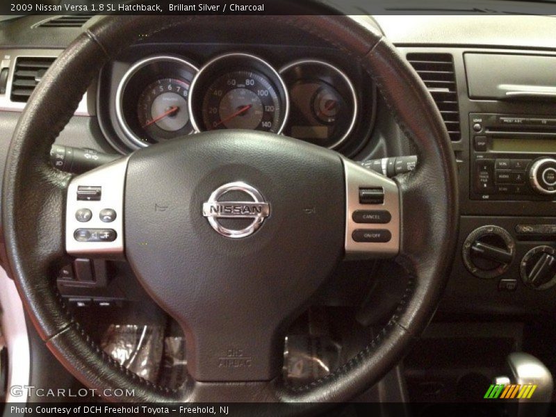 Brillant Silver / Charcoal 2009 Nissan Versa 1.8 SL Hatchback