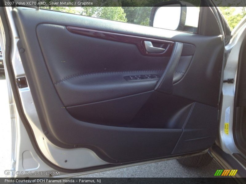 Silver Metallic / Graphite 2007 Volvo XC70 AWD