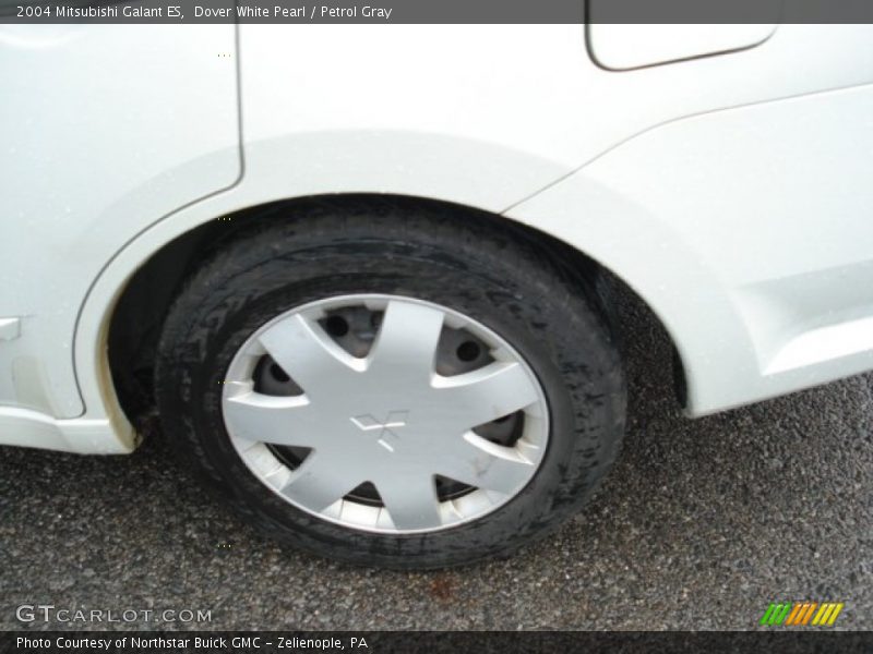 Dover White Pearl / Petrol Gray 2004 Mitsubishi Galant ES