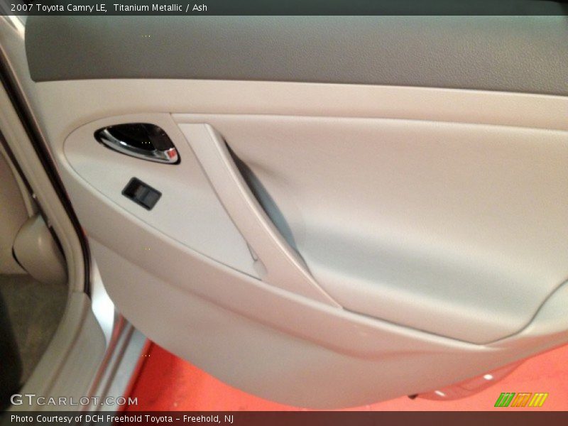 Titanium Metallic / Ash 2007 Toyota Camry LE