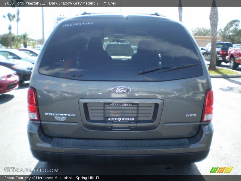 Dark Shadow Grey Metallic / Flint Grey 2005 Ford Freestar SES