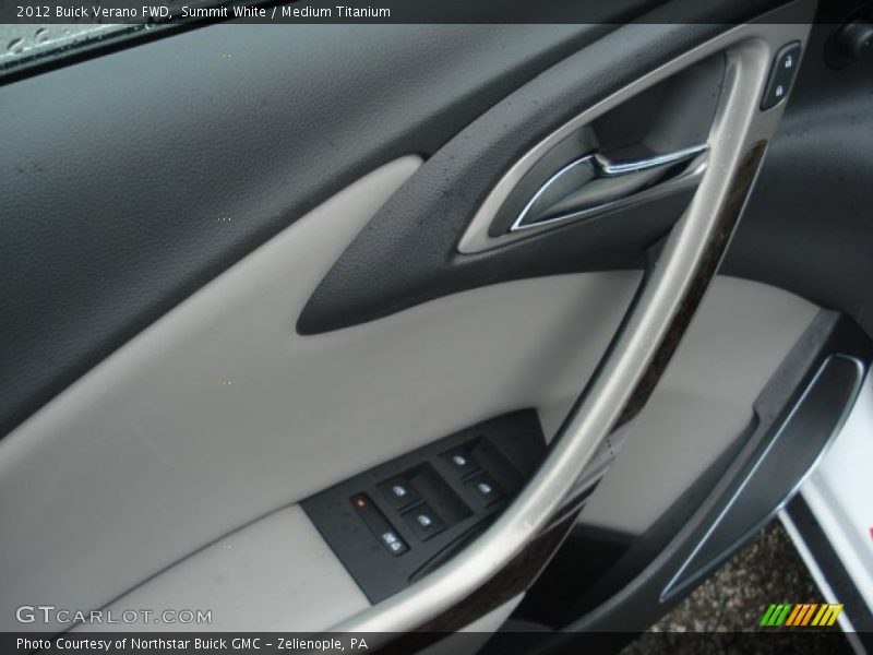 Summit White / Medium Titanium 2012 Buick Verano FWD