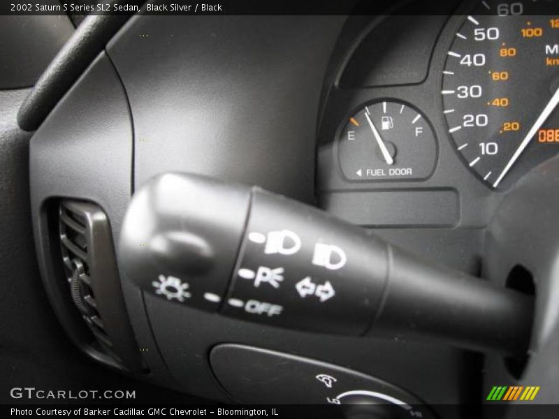 Black Silver / Black 2002 Saturn S Series SL2 Sedan