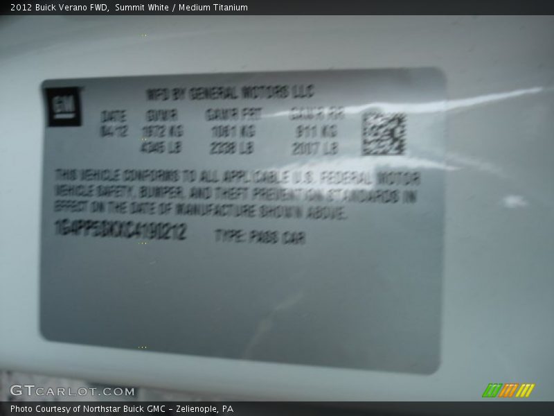 Summit White / Medium Titanium 2012 Buick Verano FWD