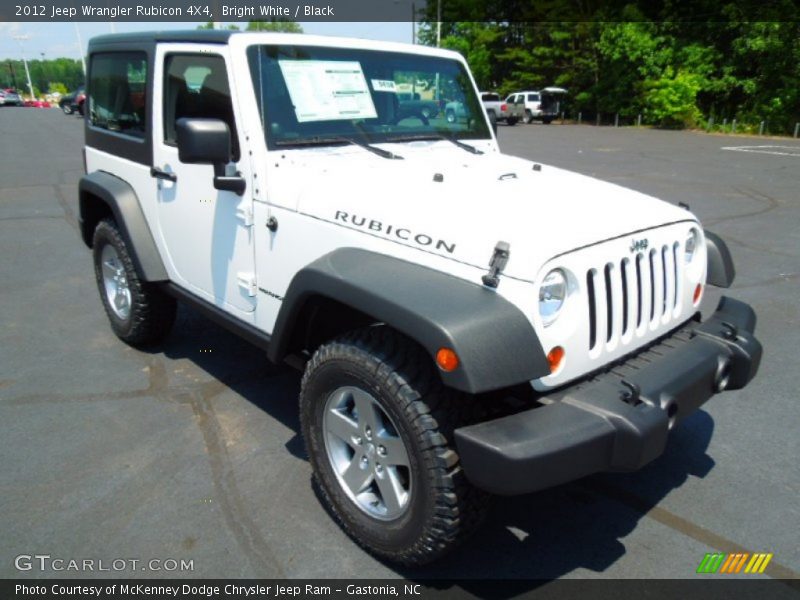 Bright White / Black 2012 Jeep Wrangler Rubicon 4X4