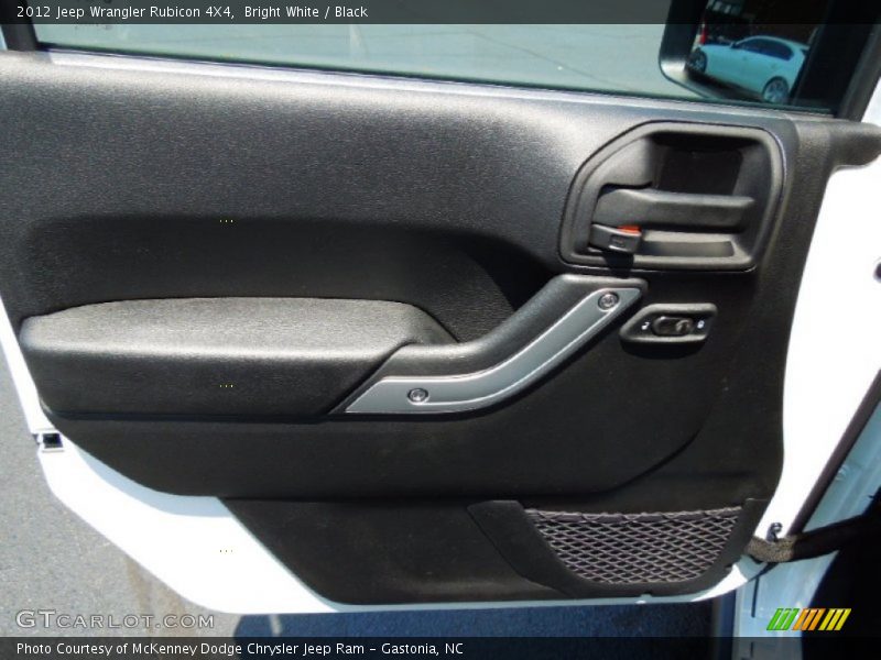 Bright White / Black 2012 Jeep Wrangler Rubicon 4X4