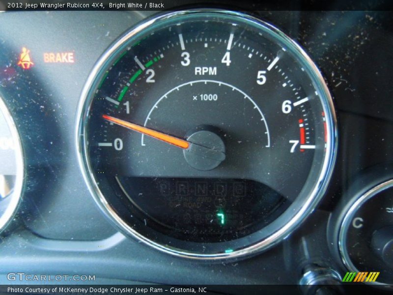Bright White / Black 2012 Jeep Wrangler Rubicon 4X4