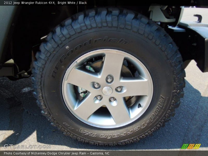 Bright White / Black 2012 Jeep Wrangler Rubicon 4X4