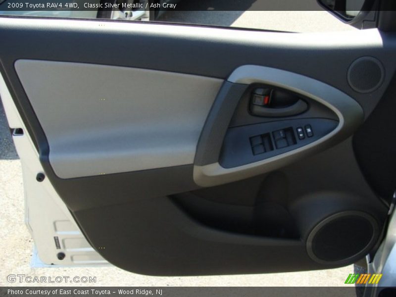 Classic Silver Metallic / Ash Gray 2009 Toyota RAV4 4WD