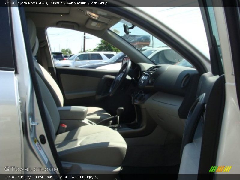 Classic Silver Metallic / Ash Gray 2009 Toyota RAV4 4WD