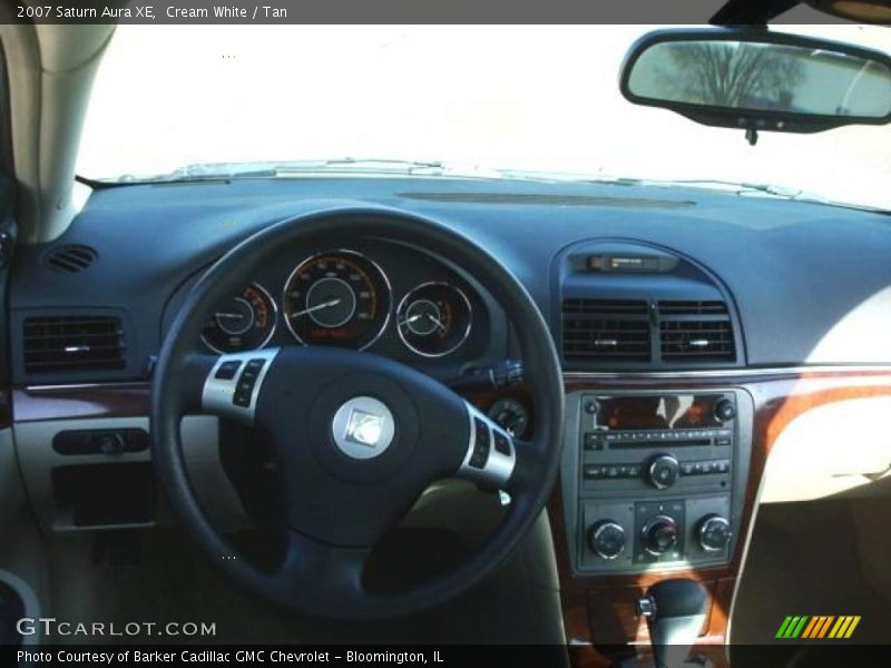 Cream White / Tan 2007 Saturn Aura XE