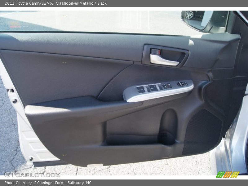 Classic Silver Metallic / Black 2012 Toyota Camry SE V6