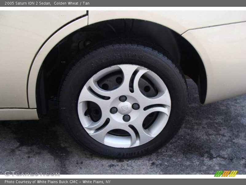 Golden Wheat / Tan 2005 Saturn ION 2 Sedan