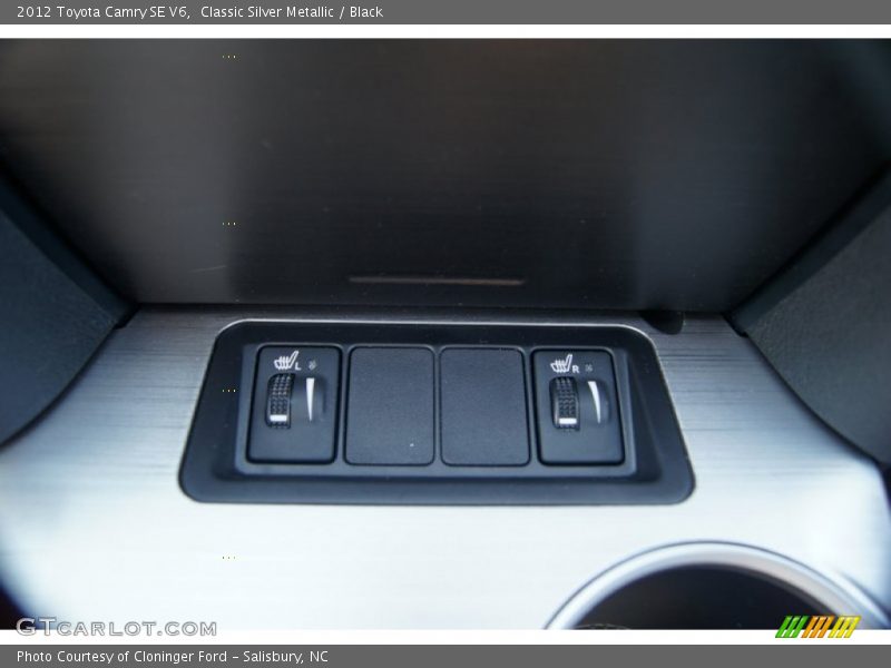Classic Silver Metallic / Black 2012 Toyota Camry SE V6