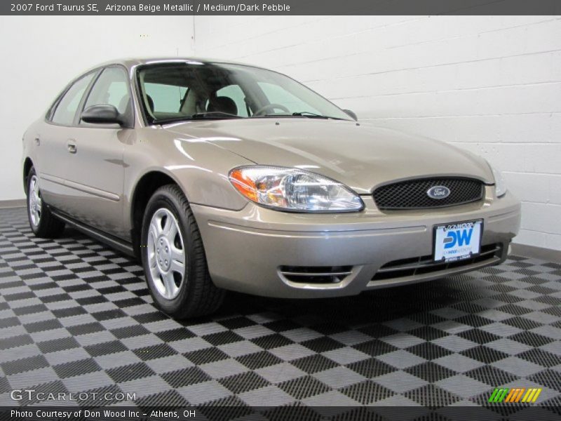 Arizona Beige Metallic / Medium/Dark Pebble 2007 Ford Taurus SE