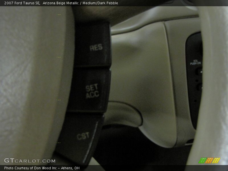 Arizona Beige Metallic / Medium/Dark Pebble 2007 Ford Taurus SE