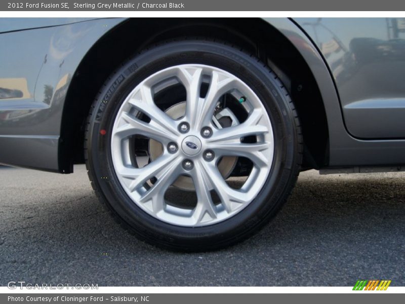 Sterling Grey Metallic / Charcoal Black 2012 Ford Fusion SE