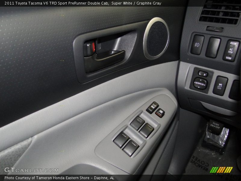 Super White / Graphite Gray 2011 Toyota Tacoma V6 TRD Sport PreRunner Double Cab