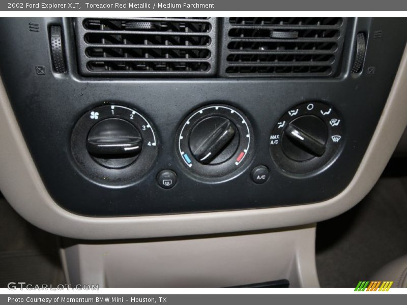 Toreador Red Metallic / Medium Parchment 2002 Ford Explorer XLT