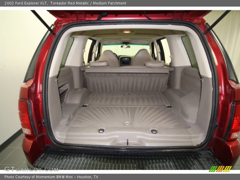 Toreador Red Metallic / Medium Parchment 2002 Ford Explorer XLT