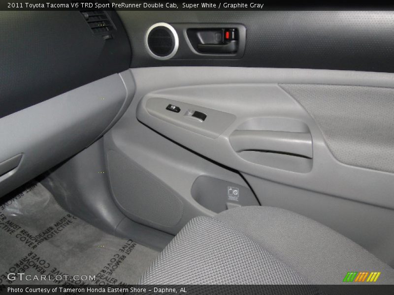 Super White / Graphite Gray 2011 Toyota Tacoma V6 TRD Sport PreRunner Double Cab