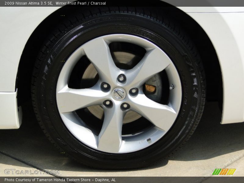 Winter Frost Pearl / Charcoal 2009 Nissan Altima 3.5 SE