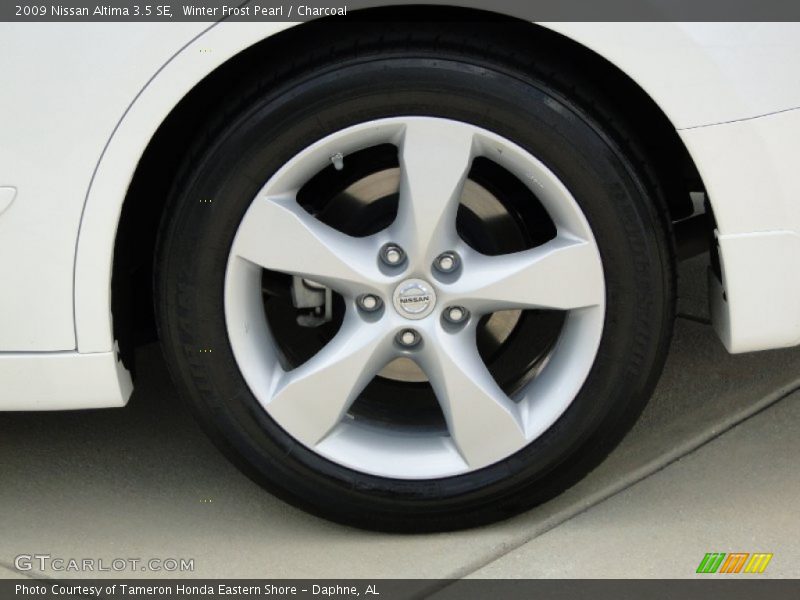 Winter Frost Pearl / Charcoal 2009 Nissan Altima 3.5 SE