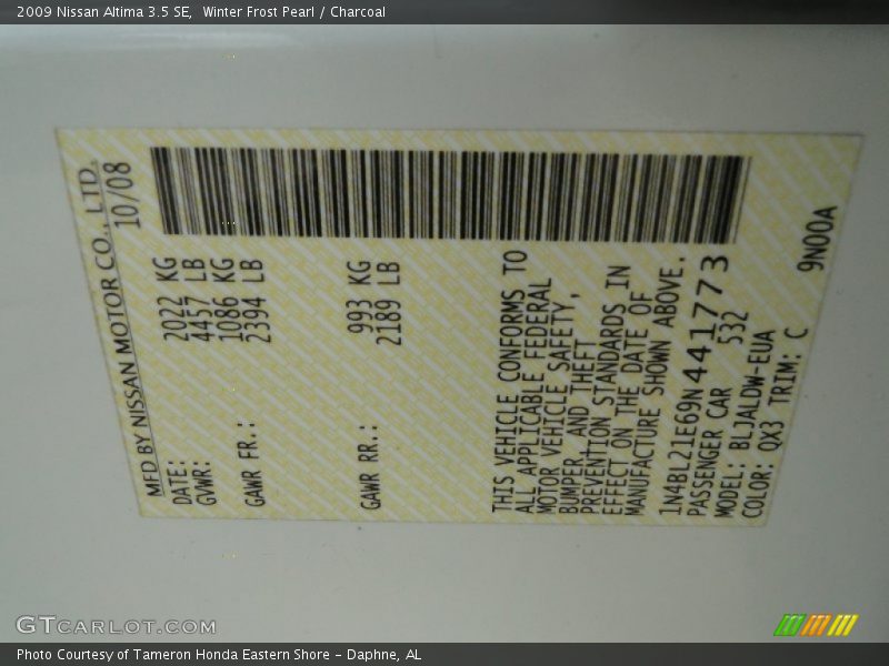 Winter Frost Pearl / Charcoal 2009 Nissan Altima 3.5 SE