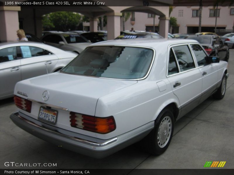 Arctic White / Grey 1986 Mercedes-Benz S Class 420 SEL