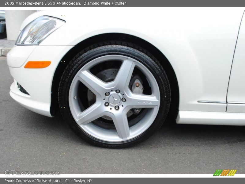 Diamond White / Oyster 2009 Mercedes-Benz S 550 4Matic Sedan