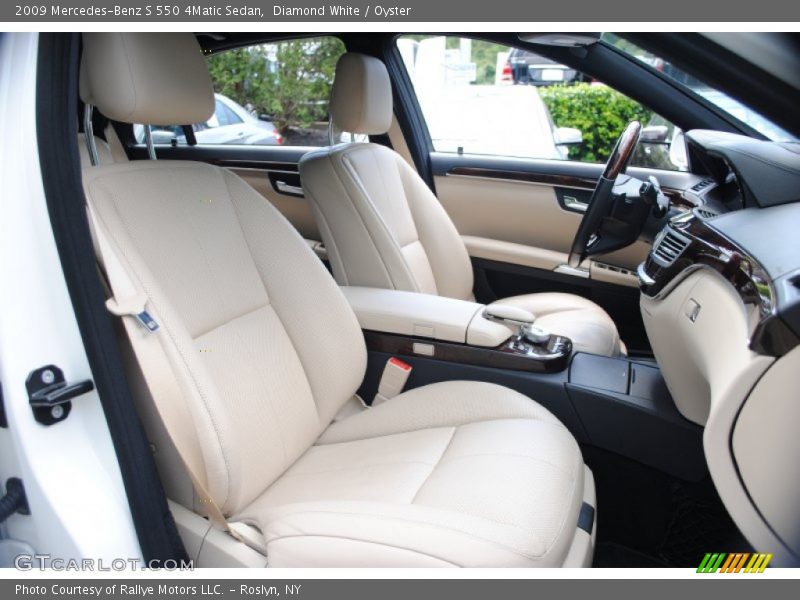 Diamond White / Oyster 2009 Mercedes-Benz S 550 4Matic Sedan