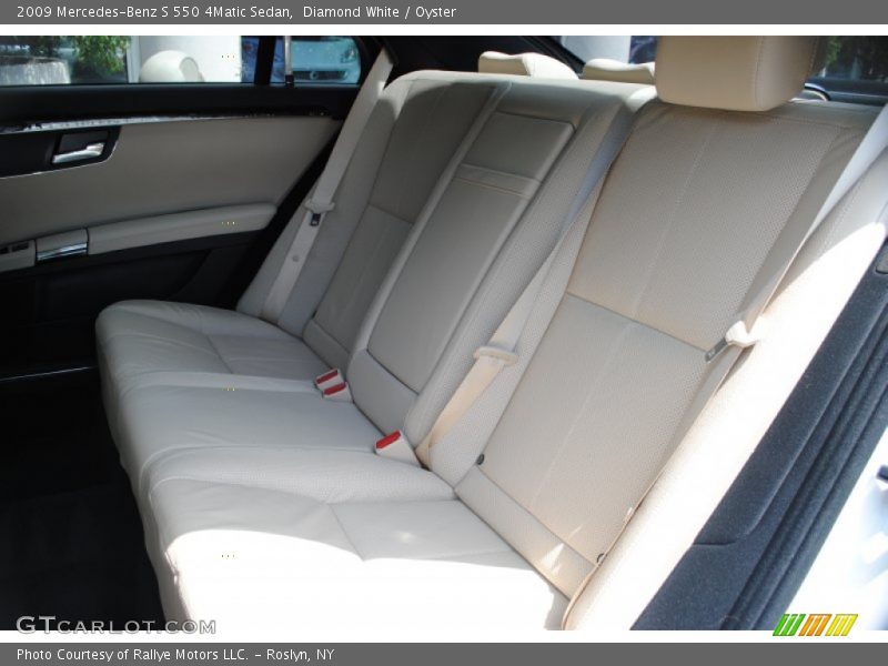 Diamond White / Oyster 2009 Mercedes-Benz S 550 4Matic Sedan