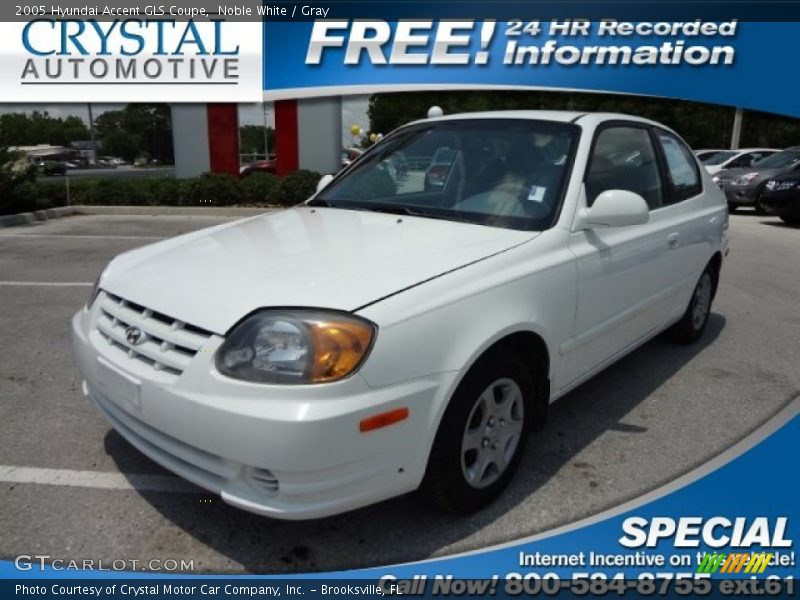 Noble White / Gray 2005 Hyundai Accent GLS Coupe