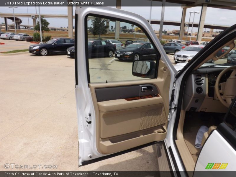 Oxford White / Camel 2010 Ford Expedition Eddie Bauer