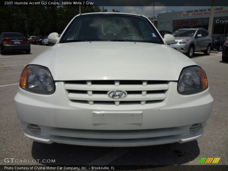 Noble White / Gray 2005 Hyundai Accent GLS Coupe